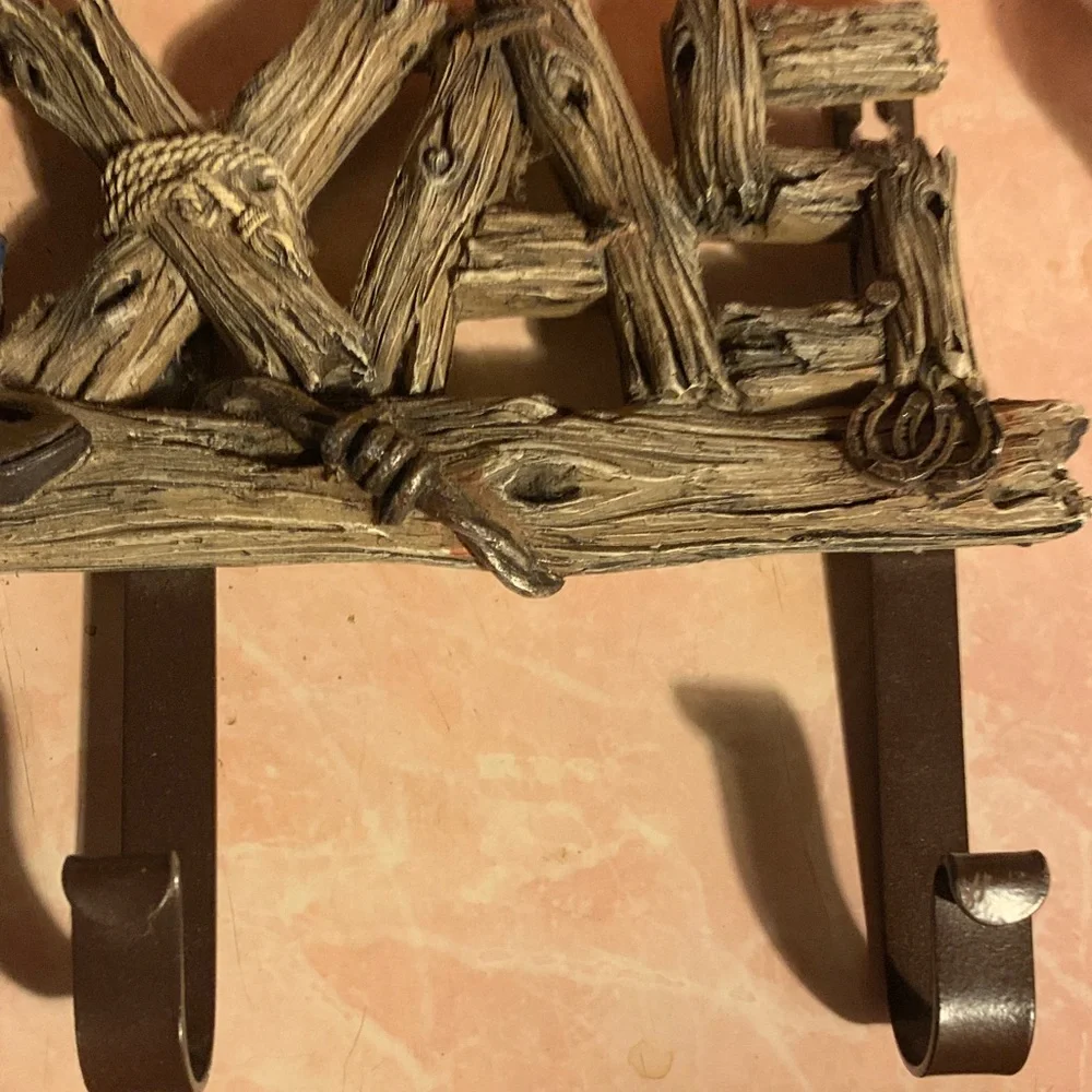 Texas-Themed Rustic Wall Hook with Horse and Hat Design